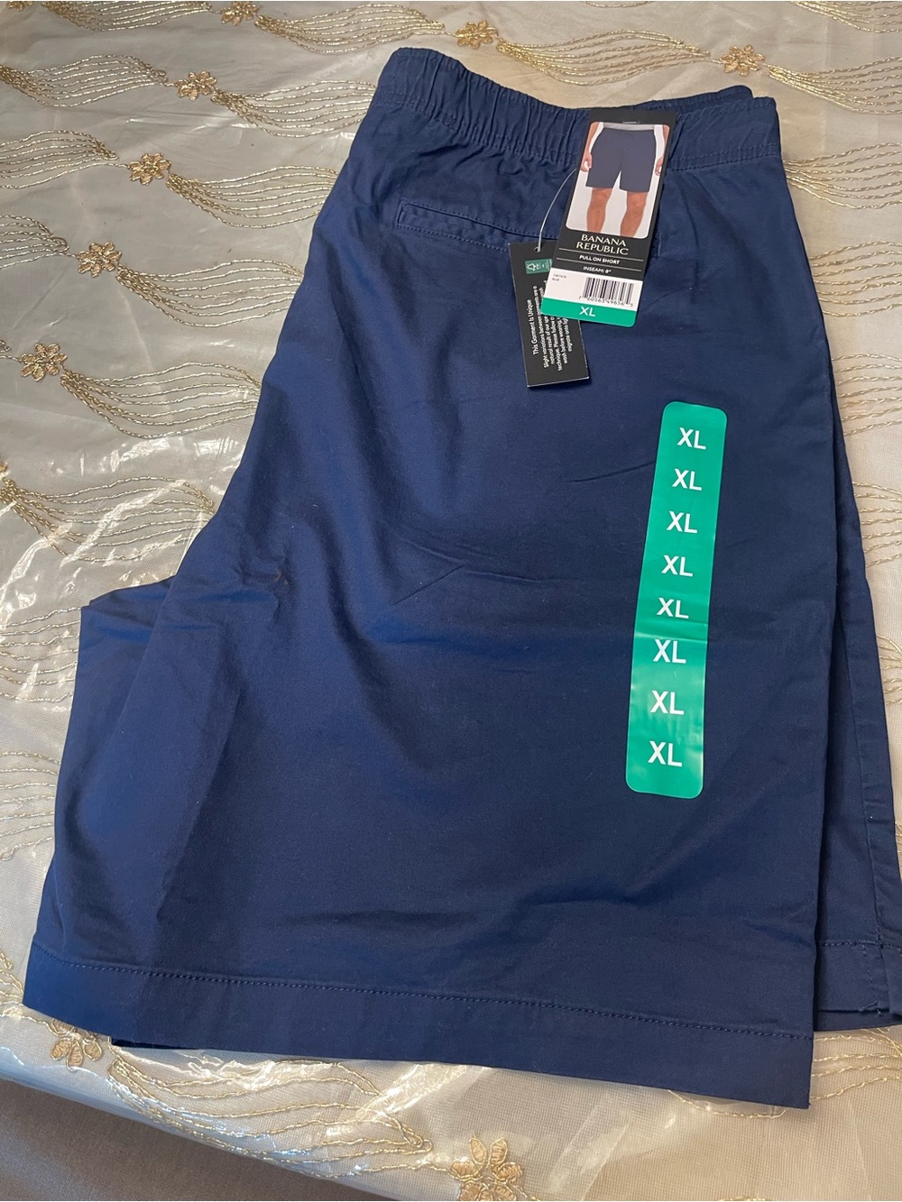 Banana Republic Men's Navy Blue Hybrid pull on shorts size XL